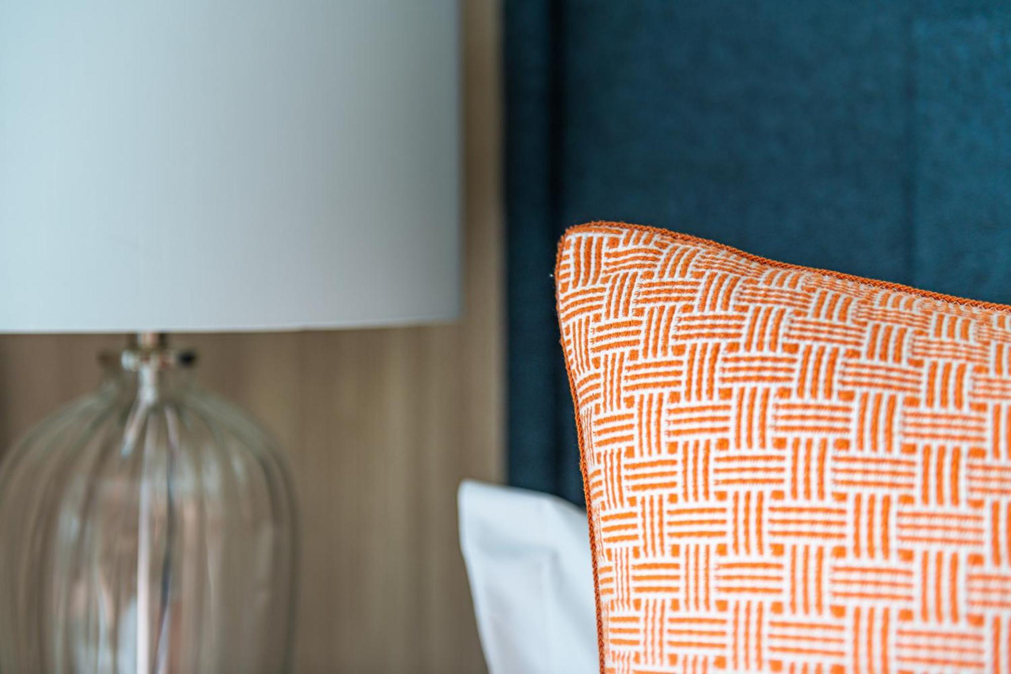 Harbour Hotel & Spa Southampton Bilik gambar A cushion