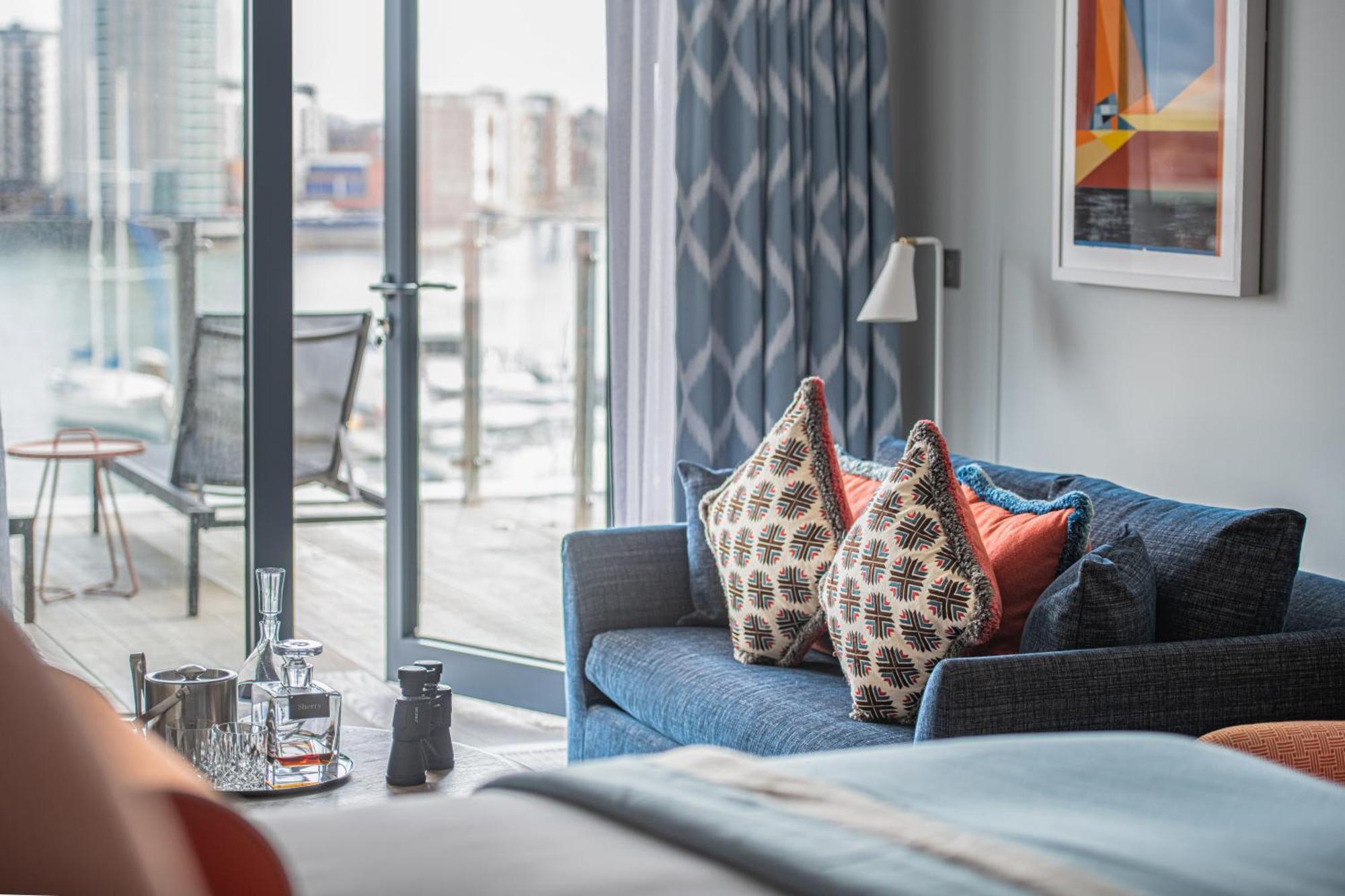 Harbour Hotel & Spa Southampton Luaran gambar A guest room at the Hotel Commonwealth